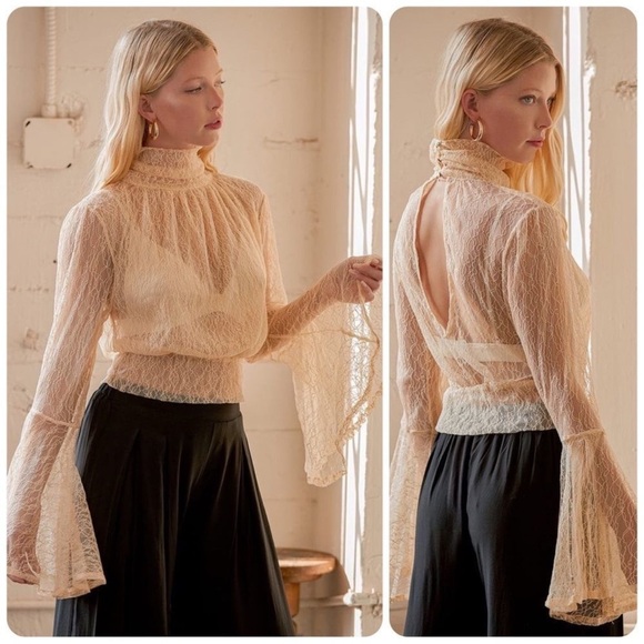 Free People Rule Breaker Beige Ivory Sheer Top M NWT - Picture 1 of 3